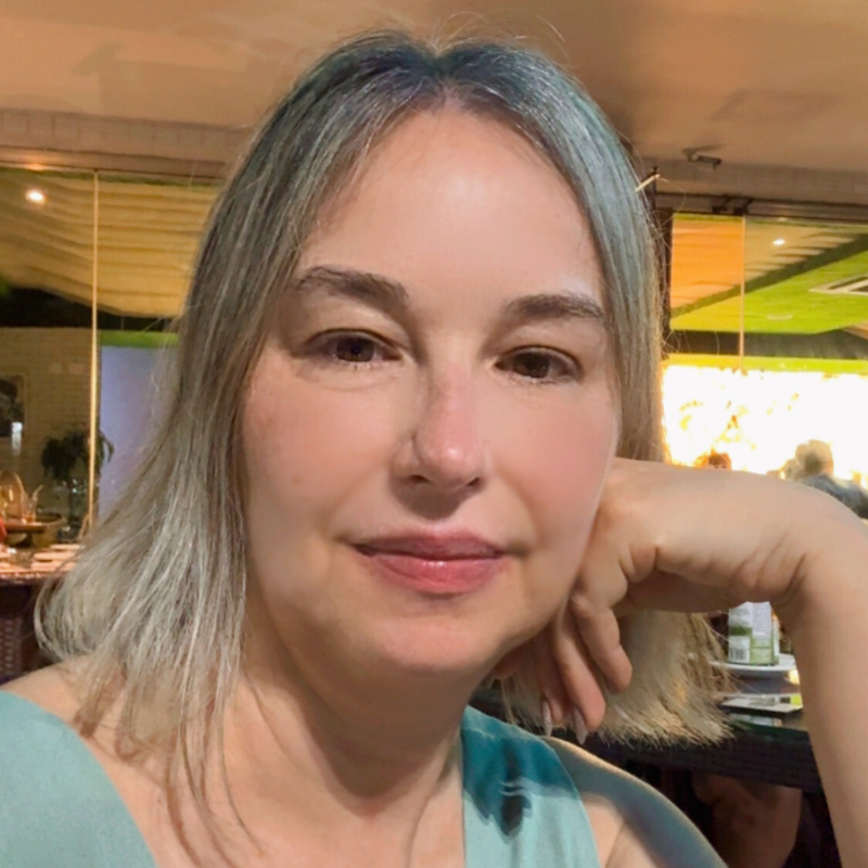 Gui Perine autora do Casa com Flores